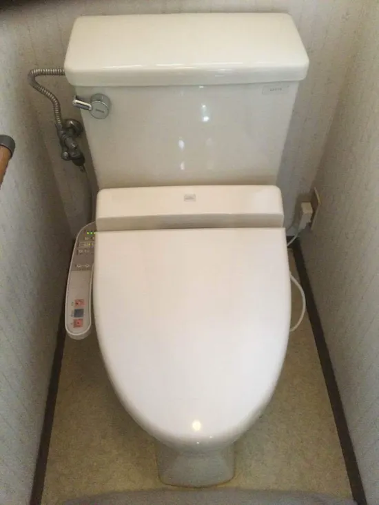 工事前　東京都羽村市のお客様の便座交換工事