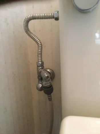 東京都羽村市のお客様の便座交換工事　具体的な工事内容5