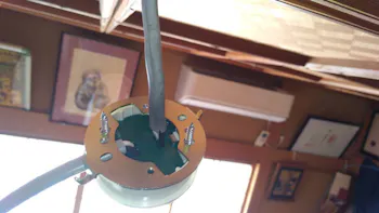 東京都青梅市のお客様のシーリングライト設置工事（引っ掛け部材なし）　具体的な工事内容3