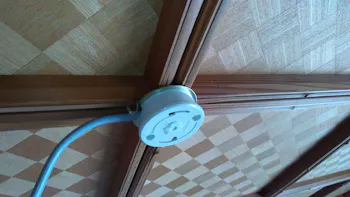 東京都青梅市のお客様のシーリングライト設置工事（引っ掛け部材なし）　具体的な工事内容4