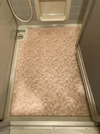 東京都昭島市のお客様の浴室床シート貼り工事