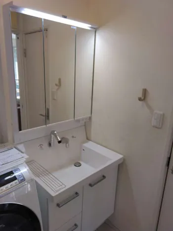 東京都小平市のお客様の洗面化粧台工事