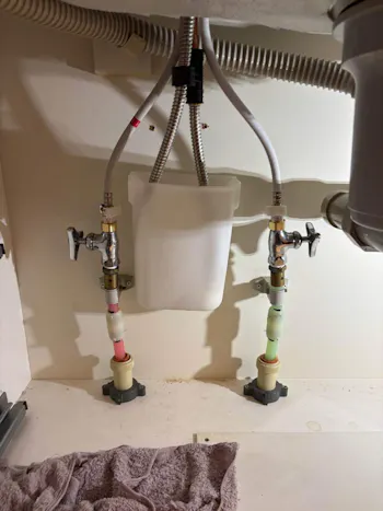 茨城県牛久市のお客様のキッチン水栓交換工事　具体的な工事内容1