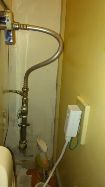 東京都福生市のお客様の温水便座交換工事　具体的な工事内容5