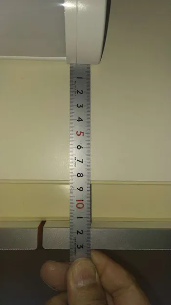 東京都福生市のお客様のキッチン手元灯交換工事　具体的な工事内容2