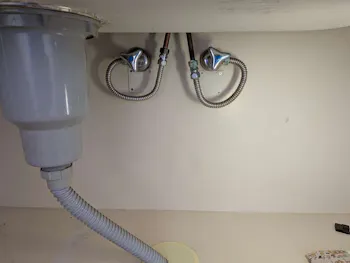 愛知県名古屋市のお客様のキッチン水栓交換工事　具体的な工事内容2