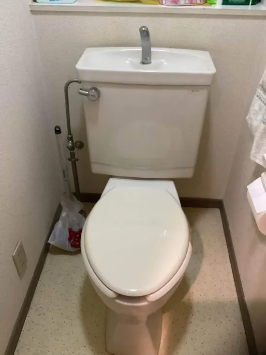 工事前　東京都青梅市のお客様の便座交換工事