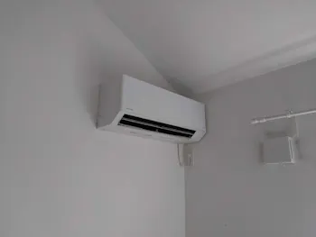 神奈川県綾瀬市のお客様のエアコン工事