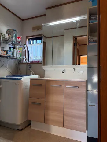 山梨県富士吉田市のお客様の洗面化粧台交換工事