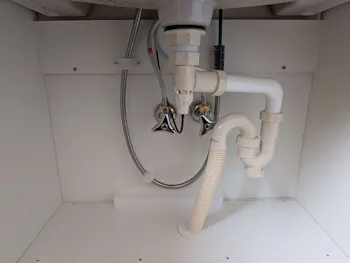 愛知県名古屋市昭和区のお客様の洗面化粧台工事　具体的な工事内容2