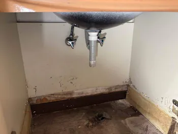 長野県上田市のお客様の洗面化粧台工事　具体的な工事内容5