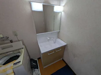 静岡県駿東郡小山町のお客様の洗面化粧台工事