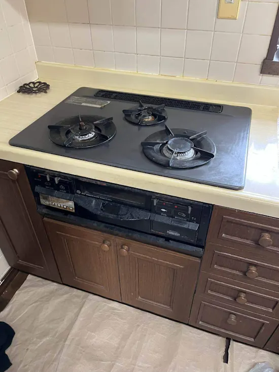 工事前　群馬県館林市のお客様のビルトインコンロ・ガスコンロ工事