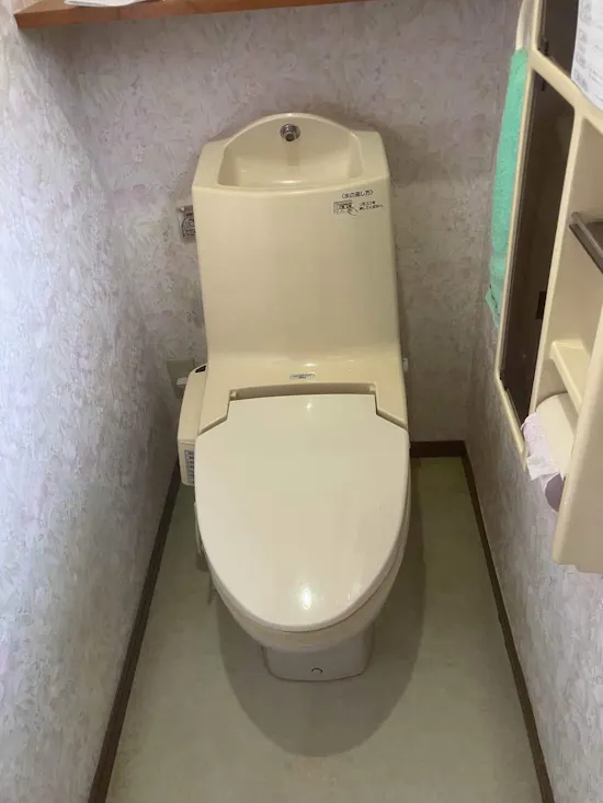 工事前　山梨県富士吉田市のお客様のトイレ工事