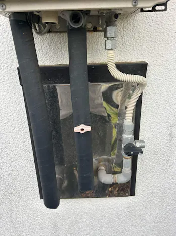 静岡県裾野市のお客様の給湯器工事　具体的な工事内容2