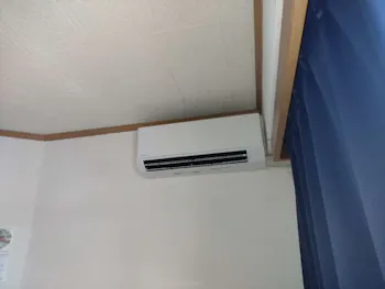 神奈川県横須賀市のお客様のエアコン交換工事