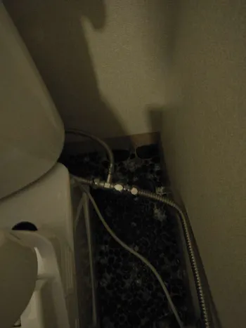 東京都羽村市のお客様のトイレリフォーム工事　具体的な工事内容3