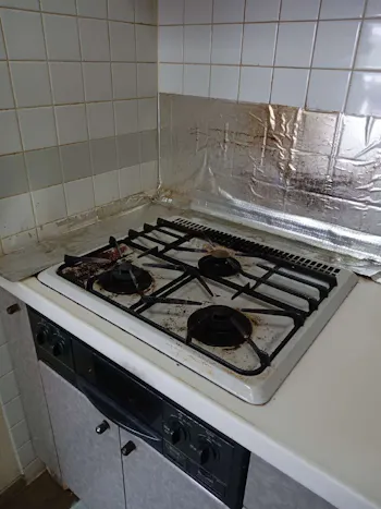 東京都青梅市のお客様のビルトインコンロ交換工事　具体的な工事内容1