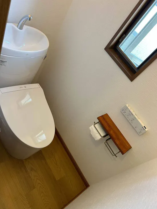 工事後　東京都八王子市のお客様のトイレ工事＋洗面化粧台交換工事