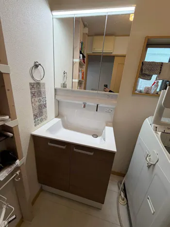 埼玉県桶川市のお客様の洗面化粧台交換工事