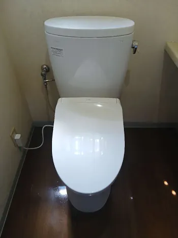 茨城県水戸市のお客様の温水洗浄便座交換工事