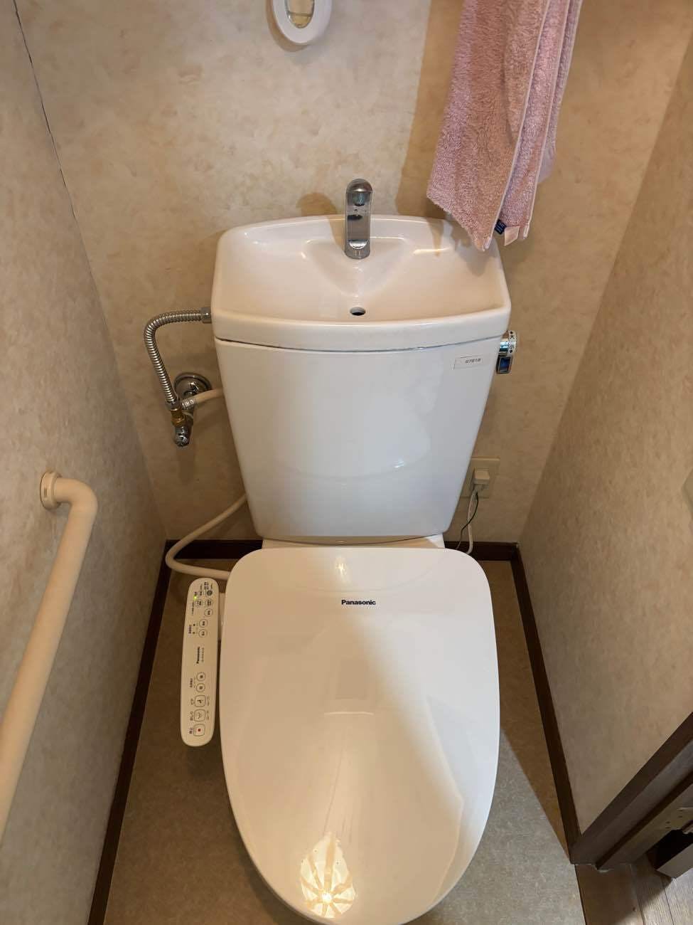 茨城県つくば市のお客様の便座交換工事