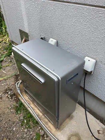 群馬県前橋市のお客様のガス給湯器交換工事