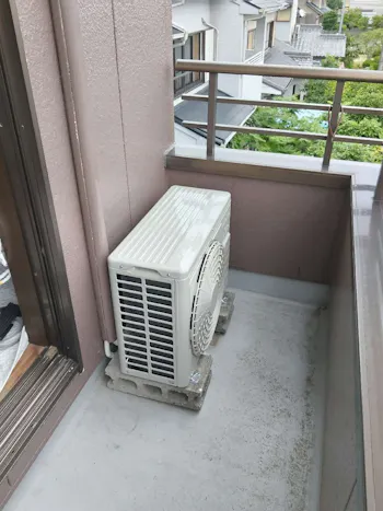 三重県津市のお客様のエアコン交換工事　具体的な工事内容1