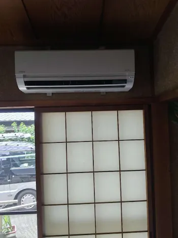 三重県津市のお客様のエアコン工事