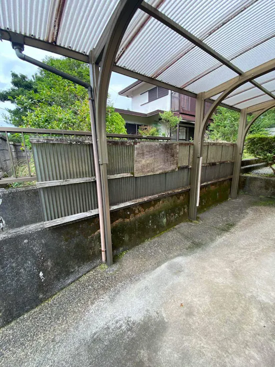 工事前　静岡県富士宮市のお客様の波板フェンス交換工事