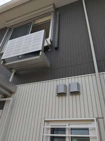 三重県津市のお客様のエアコン設置工事　具体的な工事内容1