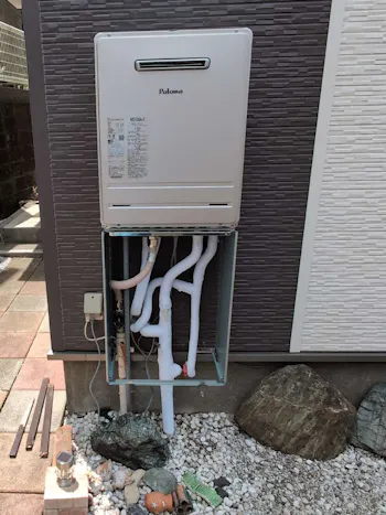 神奈川県横浜市瀬谷区のお客様のガス給湯器工事