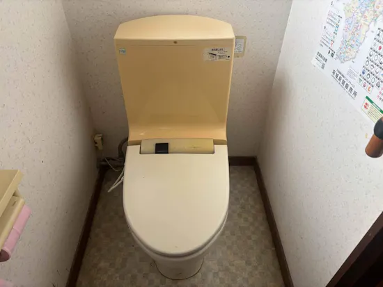 工事前　長野県埴科郡坂城町のお客様のトイレ工事