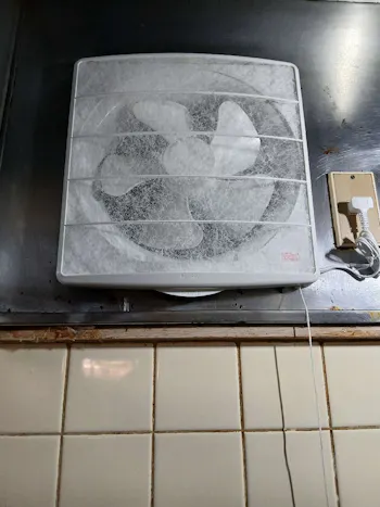 茨城県水戸市のお客様のキッチン換気扇工事