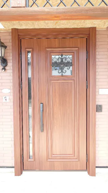 三重県いなべ市のお客様の玄関ドア工事