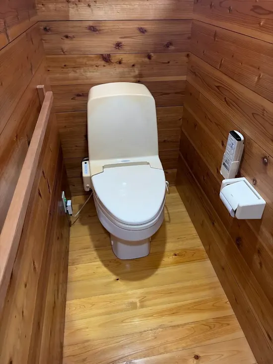 工事前　山梨県大月市のお客様のトイレ工事