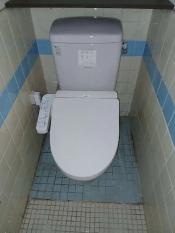 茨城県鉾田市のお客様の便座交換工事