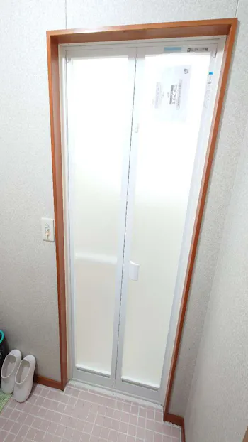 三重県いなべ市のお客様の浴室折戸工事
