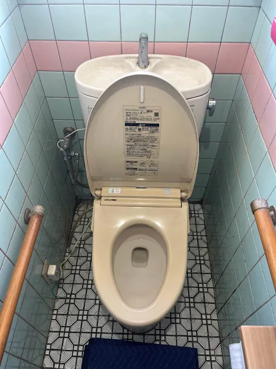 工事前　静岡県袋井市のお客様のトイレ工事