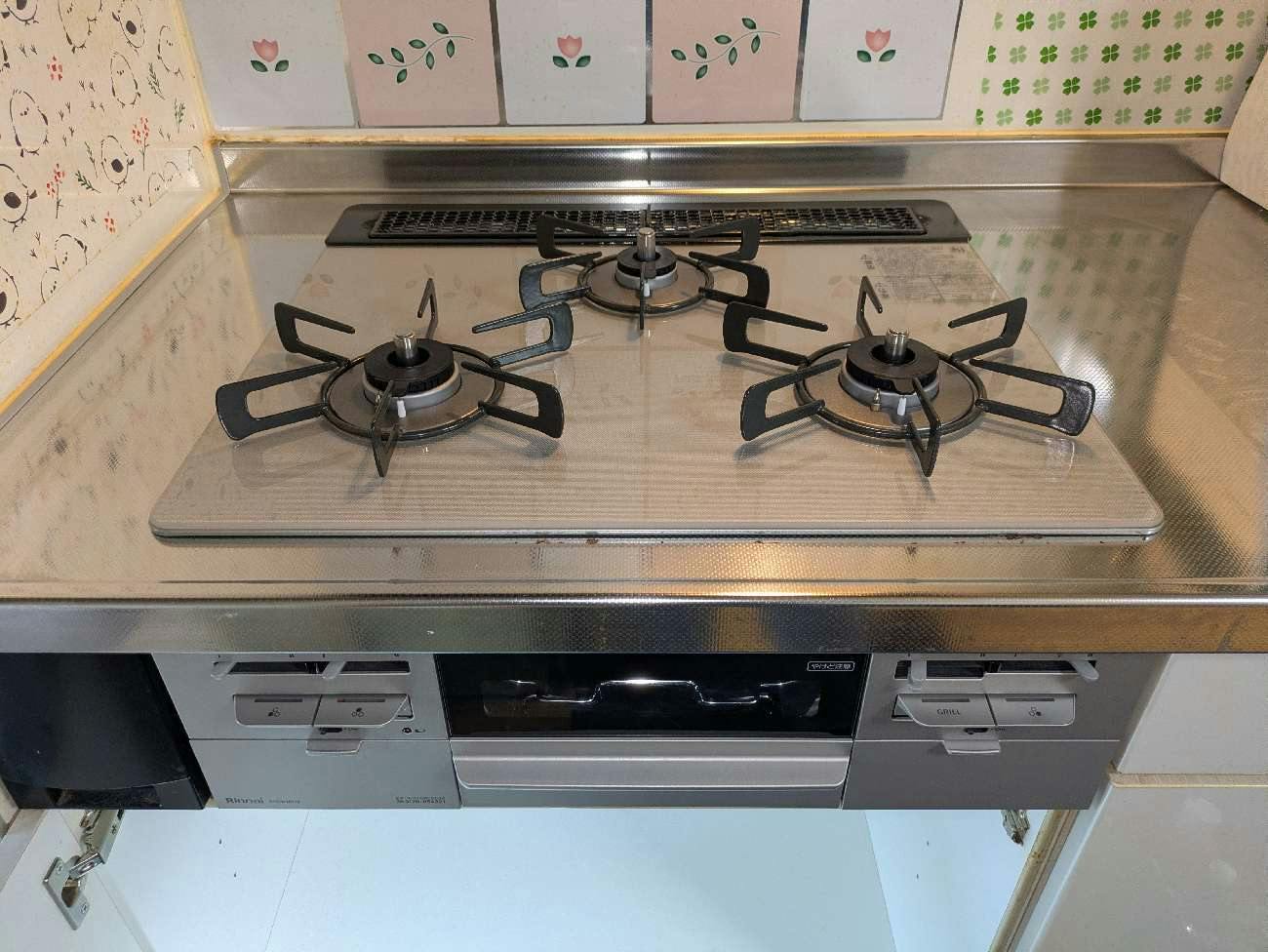 静岡県磐田市のお客様のビルトインコンロ工事（展示品） /リフォーム