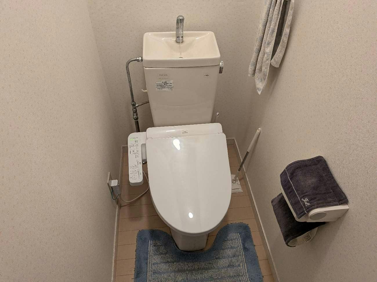 愛知県名古屋市瑞穂区のお客様の便座交換工事