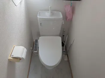 愛知県みよし市のお客様の便座交換工事