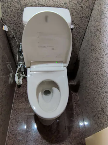 三重県津市のお客様のトイレ工事