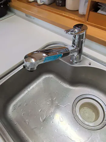 三重県津市のお客様のキッチン水栓工事