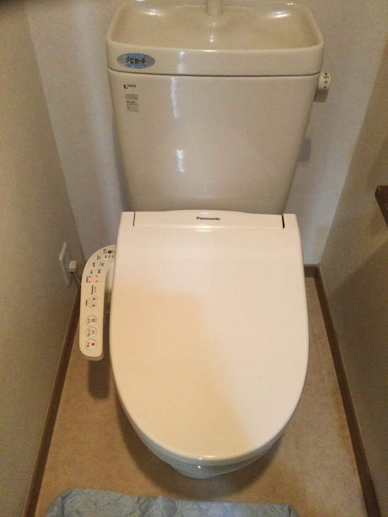 工事前　東京都青梅市のお客様の便座交換工事