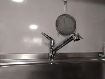 神奈川県横浜市のお客様のキッチン水栓工事