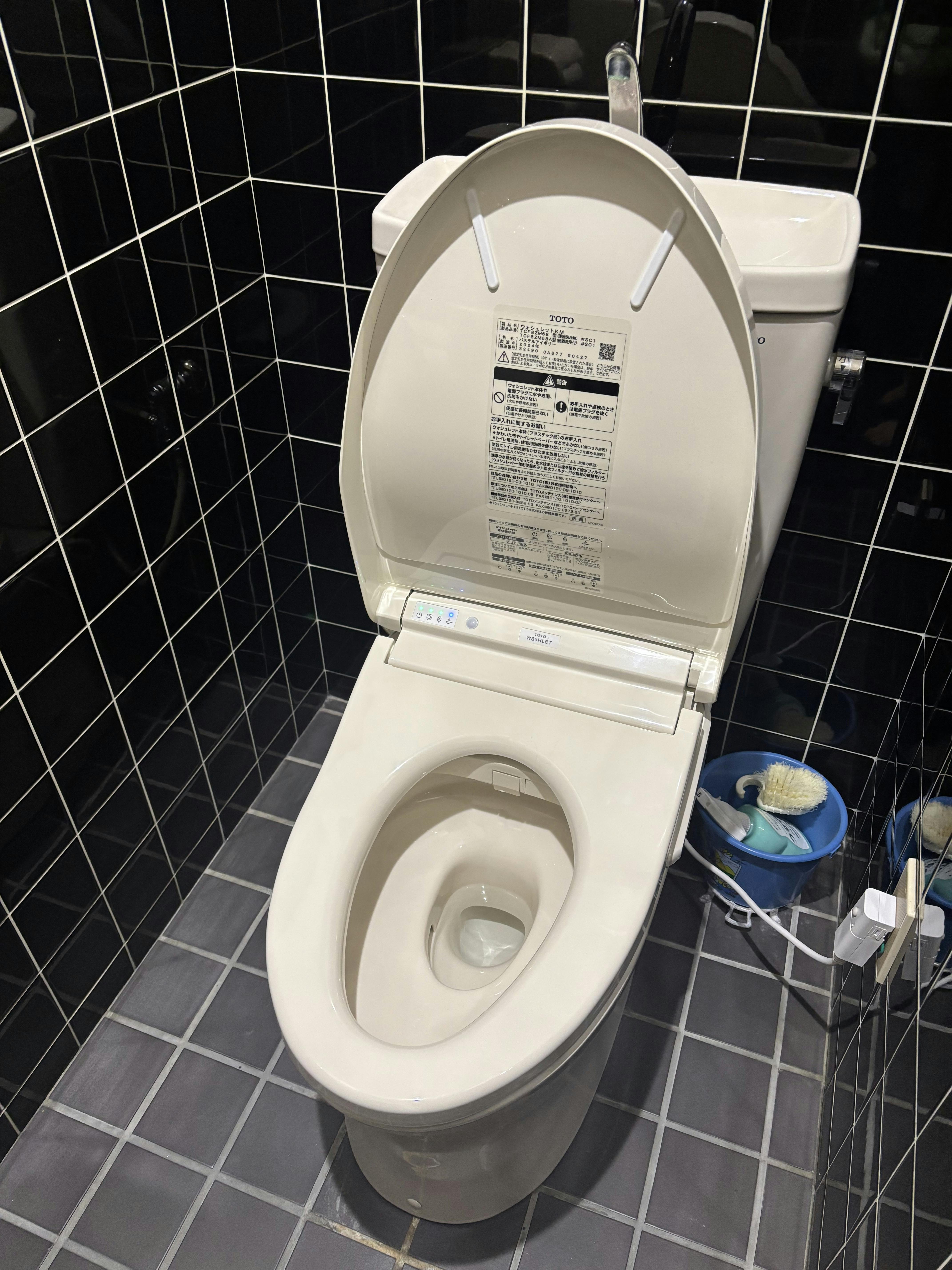 奈良県のお客様のトイレ交換工事