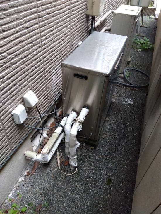 工事前　東京都青梅市のお客様の給湯器交換工事