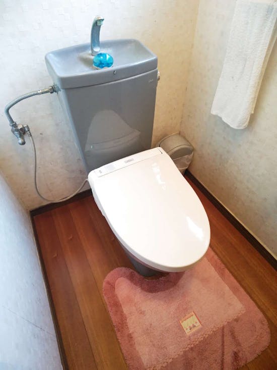 工事前 福島県いわき市のお客様の洗浄便座取付工事