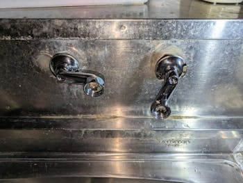 静岡県浜松市のお客様の台所混合水栓交換工事　具体的な工事内容1